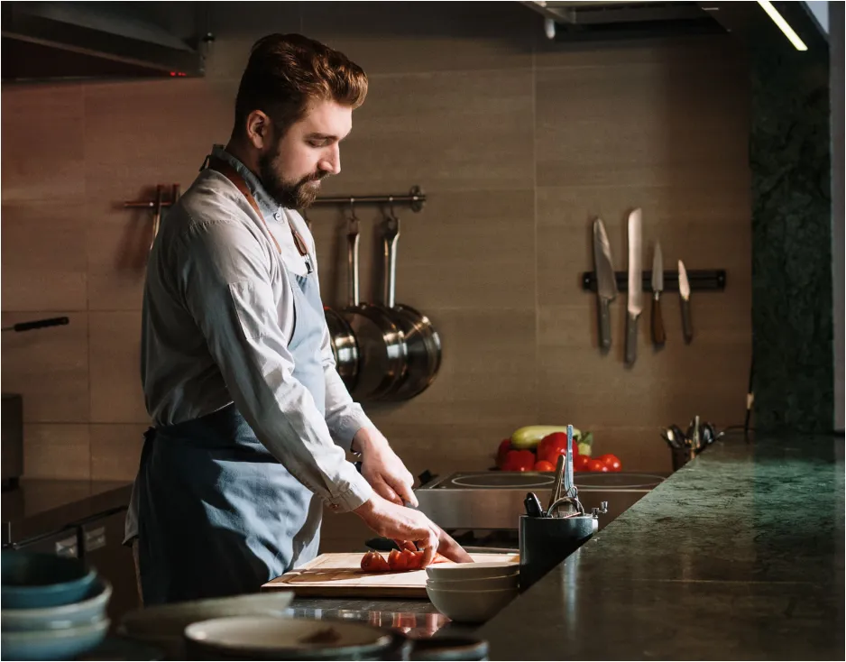 Concepto comercial: restaurante con cocina a la vista